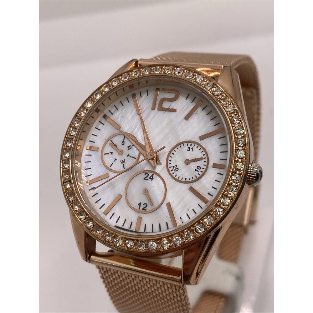 Womens Rose Gold Mop Dial Watch Rhinestones Works New Battery